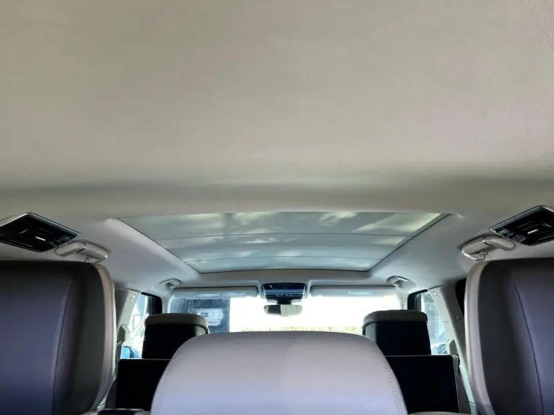 2020 Land Rover Range Rover P525 HSE photo 37