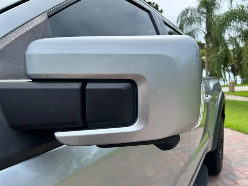 2022 Ford F-150 Raptor EcoBoost V6 photo 18