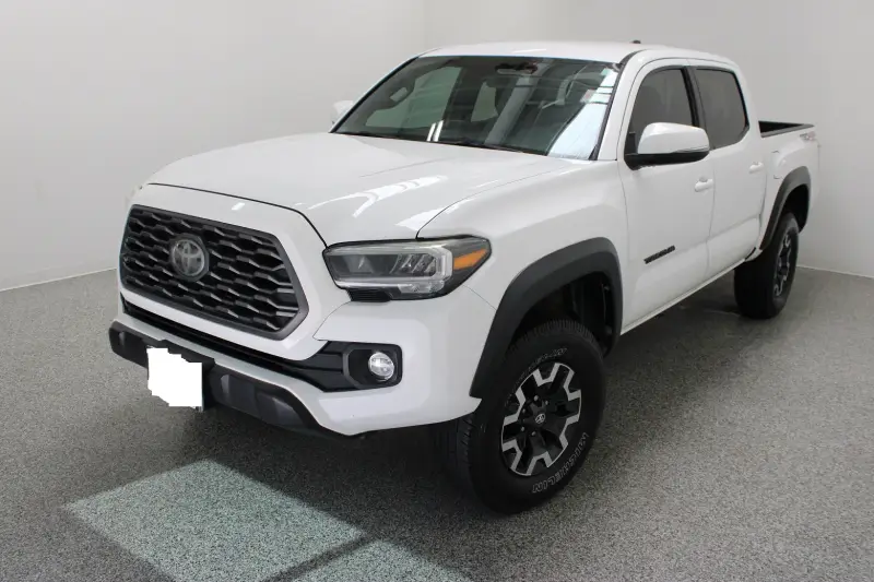 2020 Toyota Tacoma 4WD TRD Off Road photo 2