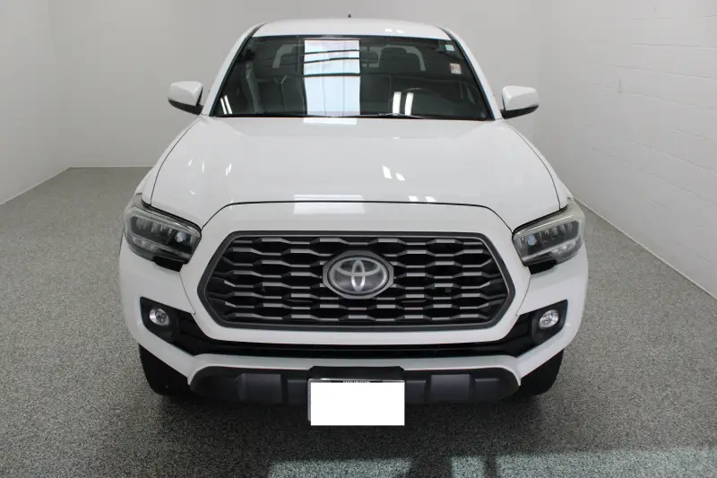 2020 Toyota Tacoma 4WD TRD Off Road photo 3