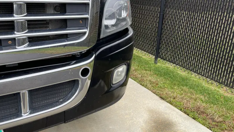 2015 Freightliner Cascadia Road Tractor photo 6