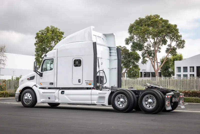 2018 Peterbilt 579 photo 3