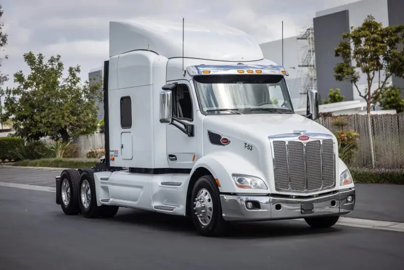 2018 Peterbilt 579 photo 9