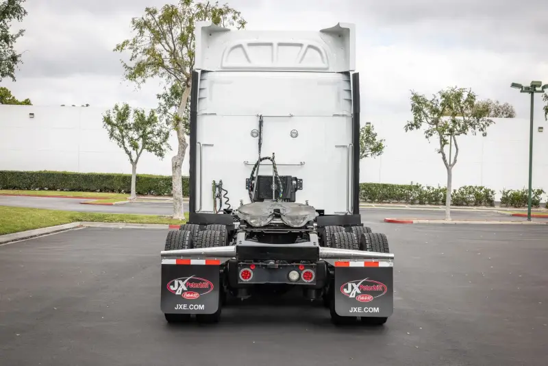 2018 Peterbilt 579 photo 5