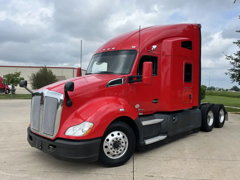2022 KENWORTH T680 450 HP X15 photo 1