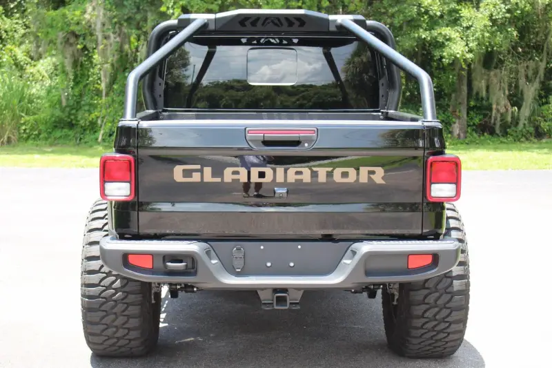 2023 Jeep Gladiator Sport 4x4 photo 4