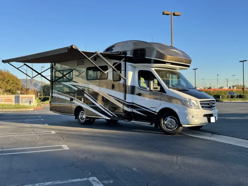 2016 Itasca Navion 24J photo 13