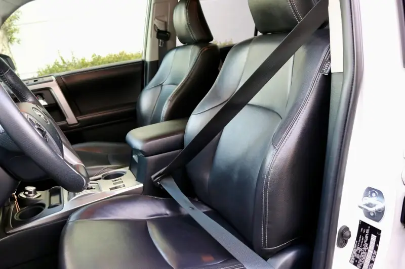 2016 Toyota 4Runner SR5 4x4 photo 14