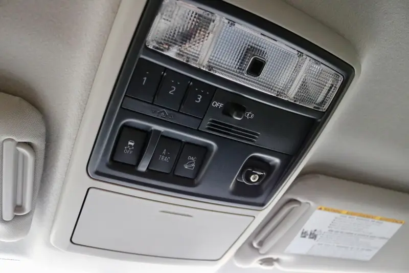 2016 Toyota 4Runner SR5 4x4 photo 20