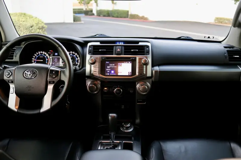 2016 Toyota 4Runner SR5 4x4 photo 12