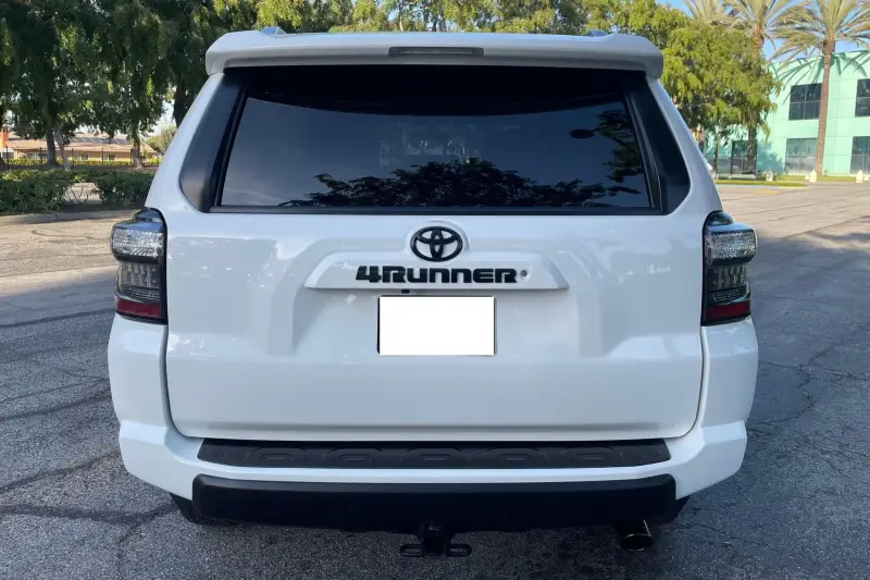 2016 Toyota 4Runner SR5 4x4 photo 3