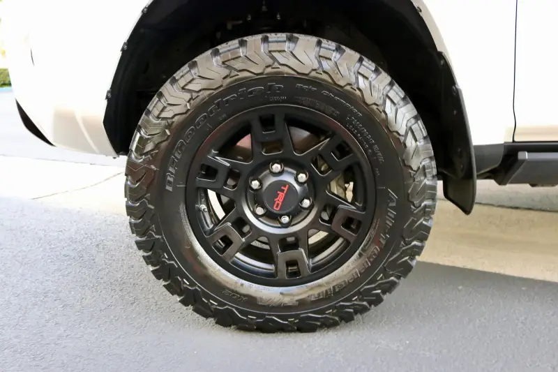 2016 Toyota 4Runner SR5 4x4 photo 11