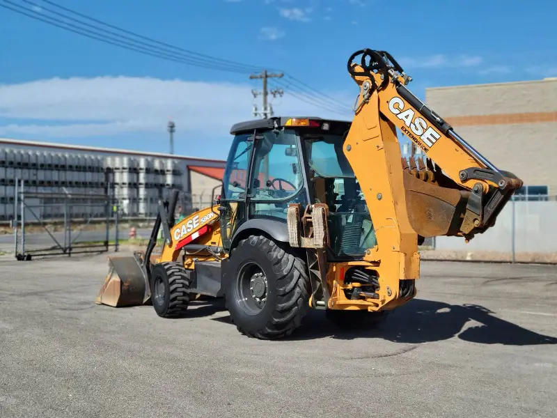 2017 Case 580 Super N Backhoe photo 4