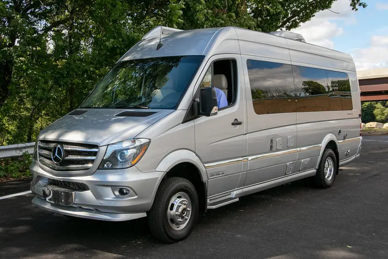 2018 Airstream Interstate EXT 4WD Grand Tour photo 15