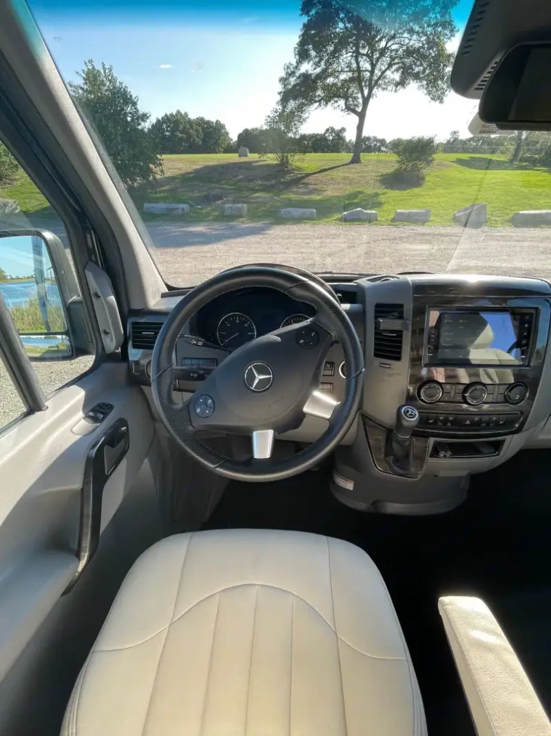 2018 Airstream Interstate EXT 4WD Grand Tour photo 29