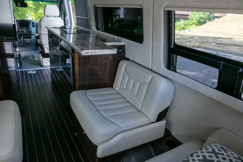 2018 Airstream Interstate EXT 4WD Grand Tour photo 22