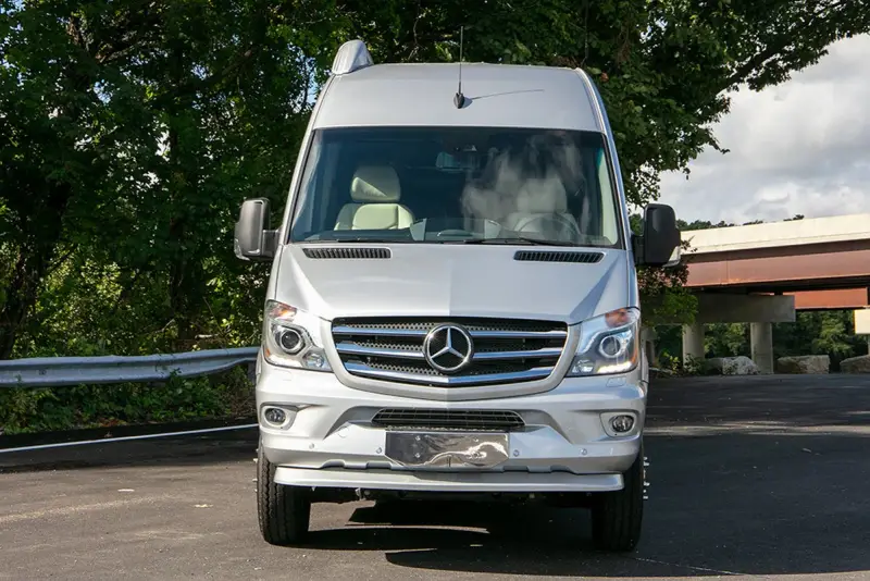 2018 Airstream Interstate EXT 4WD Grand Tour photo 5