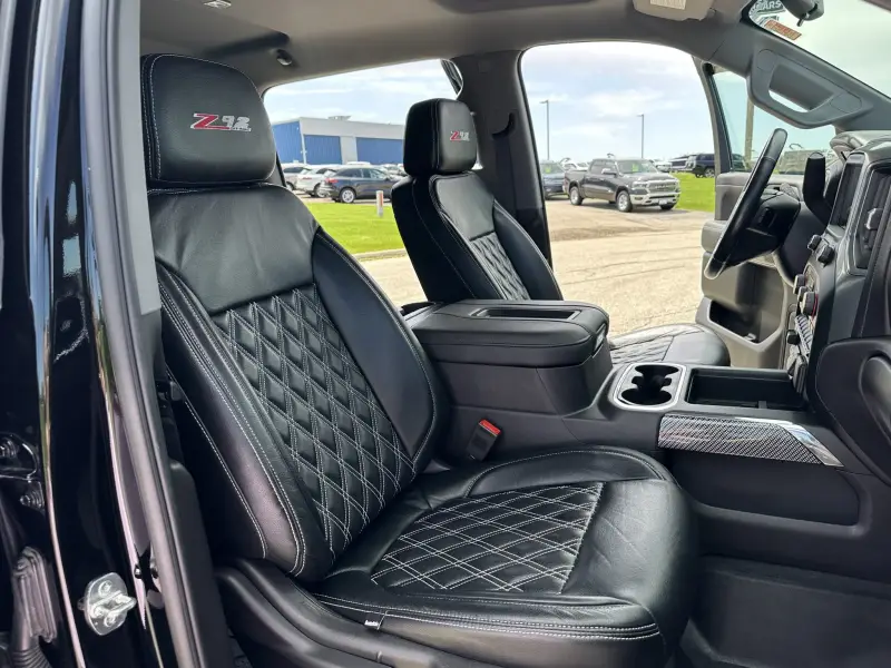 2019 Chevrolet Silverado 1500 Crew Cab RST 4×4 Z92 photo 13