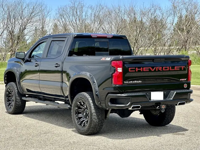 2019 Chevrolet Silverado 1500 Crew Cab RST 4×4 Z92 photo 3